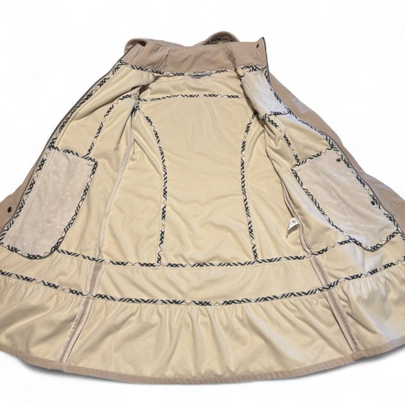 Athleta Shelter Cove Rain Jacket Sz S Beige Ruffle Long Soft Shell Hooded Trench - Picture 5 of 8